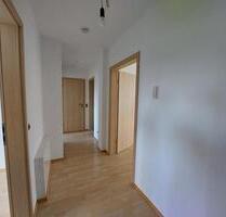 Helle 3 Zimmer Wohnung mit Balkon - Mainaschaff