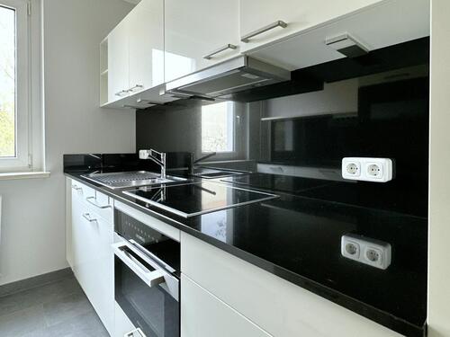 Foto - Hochwertig sanierte 2-Zimmer-Wohnung mit Südbalkon & exklusiver Einbauküche