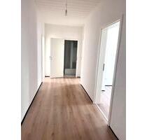 Schöne, neu renovierte 3-Zimmer-Wohnung mit Schlossblick in Zeitz