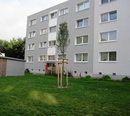 Foto - Bei VIVAWEST die Sonnenstrahlen auf dem eigenen Balkon genießen.