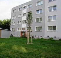 Bei VIVAWEST die Sonnenstrahlen auf dem eigenen Balkon genießen. - Essen Stadtbezirk V