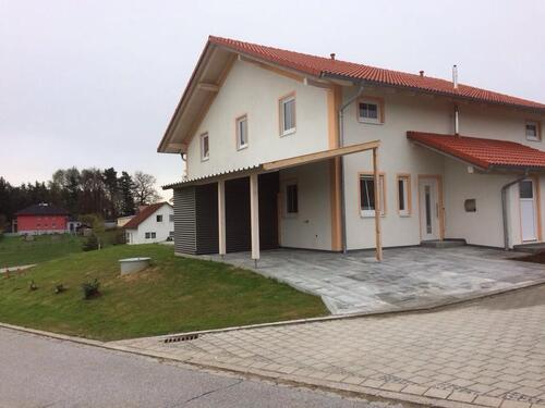 Foto - DHH zu vermieten - 1.000,00&nbsp;EUR Kaltmiete, ca.&nbsp; 110,00&nbsp;m&sup2;