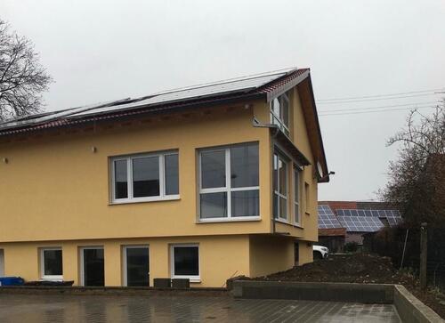 Foto - 3-Zimmer Dachgeschoss Wohnung - 800,00&nbsp;EUR Kaltmiete, ca.&nbsp; 75,00&nbsp;m&sup2;