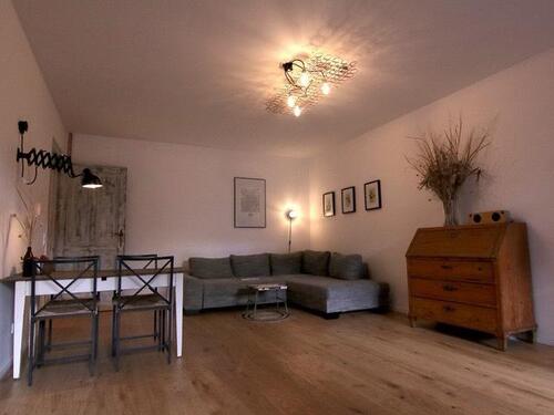 Foto - Top sanierte Wohnung in zentraler Lage mit Garten, provisionsfrei