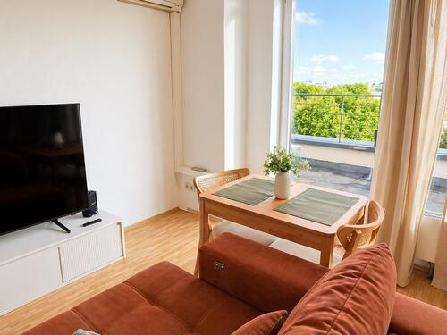 Foto - 2 Zimmer Dachgeschoßwohnung zur Miete in Köln