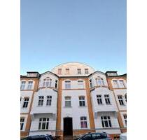 3-Raum-Wohnung mit Balkon und Einbauküche im 