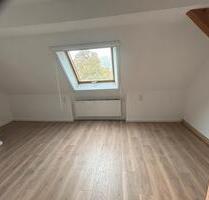 Sehr ruhige 3Zi.Dachwohnung - 800,00 EUR Kaltmiete, in Burgbernheim (PLZ: 91593)