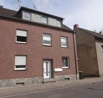 Renovierte Erdgeschosswohnung im 3 Familienhaus, 52441 Linnich