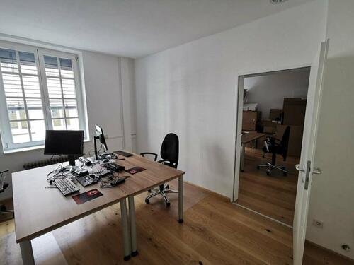 Foto - 775 Warm!! - 2-Raum Büro - Stadtmitte - ca. 34m + ca. 47m² Gemeinschaftsflächen