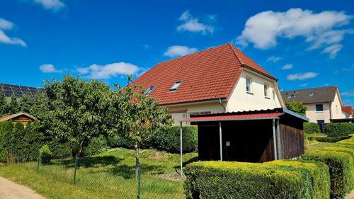 Foto - 8 Zimmer Doppelhaushälfte zum Kaufen in Sternberg