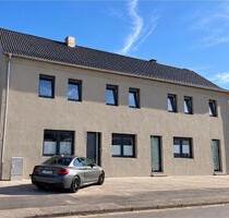 Frisch sanierte 3-Zimmer-Wohnung mit Balkon & Stellplatz - Homburg