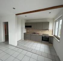 Attraktive 2-Zimmer-Wohnung mit Einbauküche Badewanne - Nauort