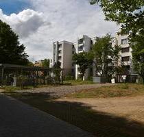 Großhadern - kernsanierte Wohnung mit Balkon - München