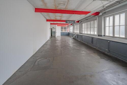 Foto - Ebenerdige Hallenfläche in Schwenningen!
