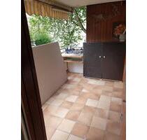 Zu vermieten 3-Zimmer-Wohnung in Esslingen Hohenkreuz - Esslingen am Neckar Hegensberg