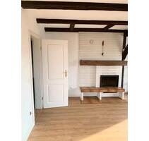 *ab sofort* Ostviertel Altbauwohnung mit Charme und Loggia - Göttingen Oststadt