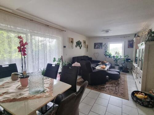 Foto - helle 3 ZKB Wohnung mit Balkon und Stellplatz