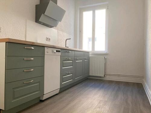 Foto - Renovierte 2 Raumwohnung mit EBK, Dusche +Wanne und Garten