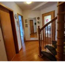 Große Wohnung in Mehrfamilienhaus - Wurzen