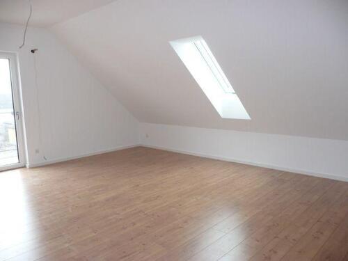 Foto - 3 Zimmer Dachgeschoßwohnung zur Miete in Regensburg