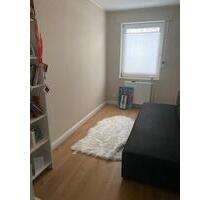Wohnung in Habenhausen - WG - 400,00&nbsp;EUR Kaltmiete, ca.&nbsp; 11,00&nbsp;m&sup2; in Bremen (PLZ: 28279) Obervieland