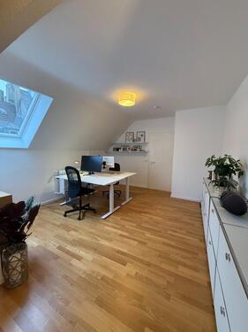 Foto - 2.5 Zimmer Dachgeschoßwohnung in Düsseldorf