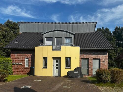 Foto - Ihrhove, sehr schöne, große Oberwohnung mit Balkon