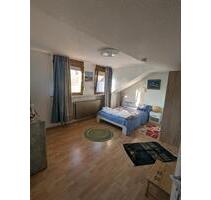 1 zimmer 1 room for rent - 350,00&nbsp;EUR Kaltmiete, ca.&nbsp; 25,00&nbsp;m&sup2; in Oberhausen (PLZ: 46047) Alt-Oberhausen