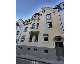 Super sanierte 4-Raum Dachgeschoss WE mit neuer Einbauküche - Greiz