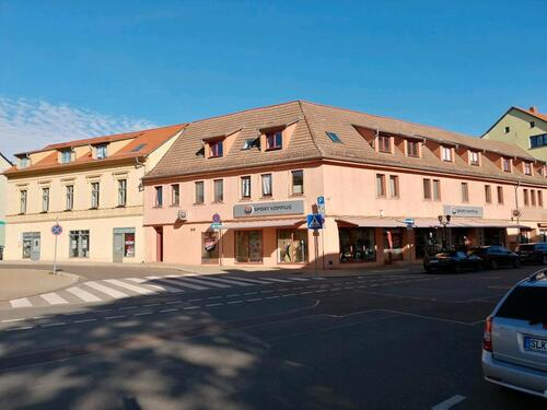 Foto - PKW-Stellplatz im Zentrum zu vermieten !!!