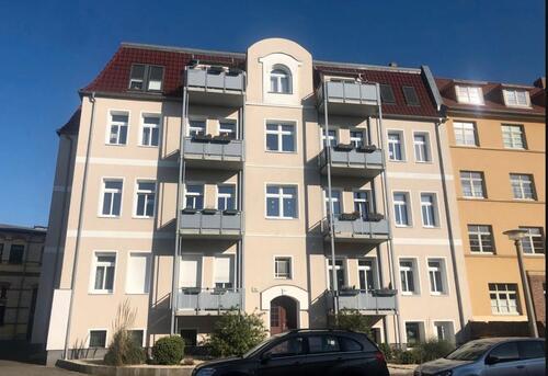 Foto - Charmante 3 - Zimmer - Dachgeschosswohnung über Halle