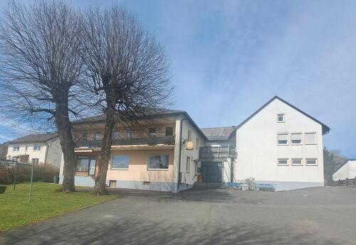 Foto - Vielseitige Gewerbeimmobilie mit Gastronomie und Wohnraum