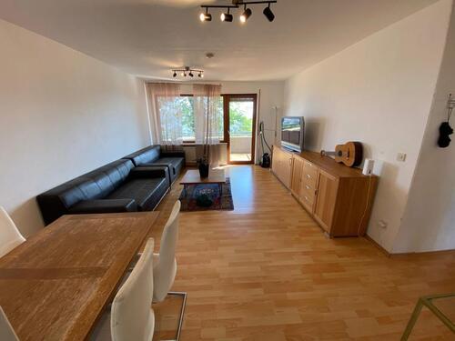 Foto - Helles WG-Zimmer ab sofort - Ruhige Lage, U-bahn (U12)