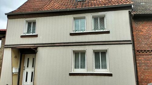 Foto - Einfamilienreihenhaus - 30.000,00&nbsp;EUR Kaufpreis, ca.&nbsp; 120,00&nbsp;m&sup2;