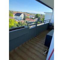 Helle 2-Zimmer-Wohnung mit großem Balkon & Stellplatz in Pfedders - Worms Vororte Südwest