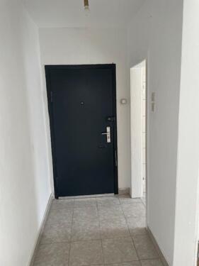 Foto - Wz Sz Gr. Wohn-Küche Bad Korr. Balk. auf Raten mit Anz.