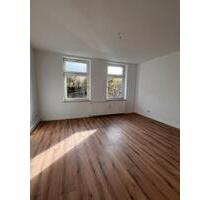 Schöne 4-Raum-Wohnung mit Einbauküche in Weißenfels