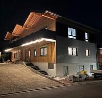 Wohnung 80 m2 zum Erstbezug, Wärmepumpe und Mieterstrom möglich. - Uder