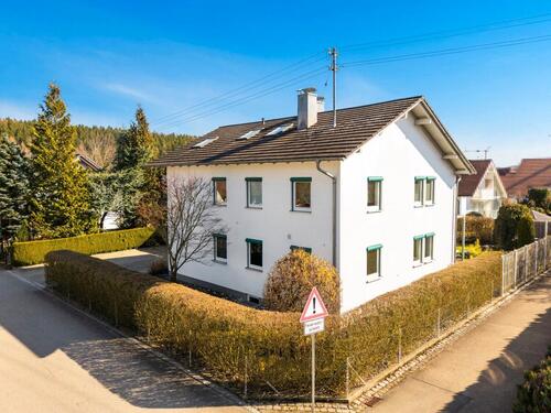 Foto - Mehrfamilienhaus, Wohnhaus in Lautrach zum Kaufen