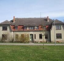 Gutsverwalterhaus auf 8000qm Naturgrundstück in Dorfrandlage - Stavenhagen