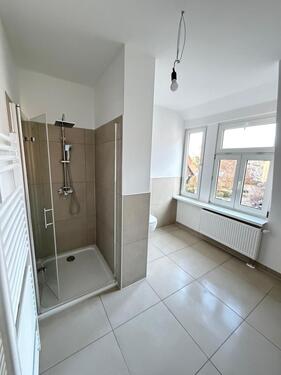 Foto - Erstbezug! Sanierte Dachgeschosswohnung für Singles oder Paare!