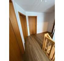 Wohnung, Oberwohnung - 550,00&nbsp;EUR Kaltmiete, ca.&nbsp; 70,00&nbsp;m&sup2; in Blomberg (PLZ: 26487)