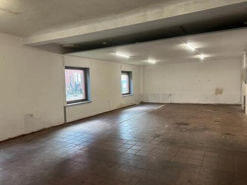 Foto - Kalthalle Lagerhalle mit Büro - 800,00&nbsp;EUR Kaltmiete, ca.&nbsp; 130,00&nbsp;m&sup2;