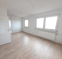 Ideal für Berufseinsteiger oder Studierende - 2 Zimmer mit privatem Balkon & EBK - Halle (Saale) Silberhöhe