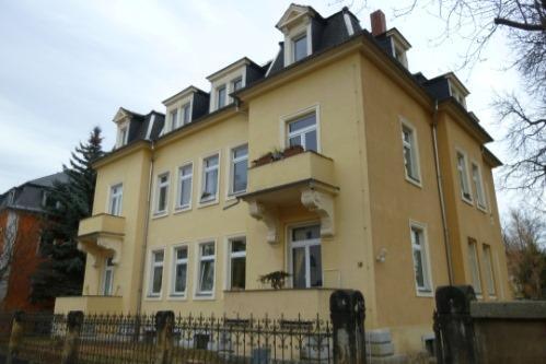 Foto - Sehr helle 3-Zimmer-Wohnung mit Stuck und Balkon i