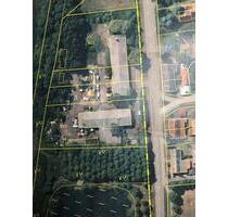 Wohnhaus mit Grundstück und Garagen 3000qm Nr.139, Gebäude 300qm. - Seehausen (Altmark)