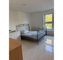 Vollmöblierte 1-Zimmer-Wohnung (38 m²) mit Tiefgaragenstellplatz - Augsburg Oberhausen