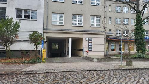 Foto - zentrale Tiefgaragenstellplätze in Lichtenrade