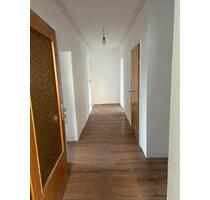 Großzügige, helle 4,5 Zimmer Wohnung im Groner Altdorf - Göttingen