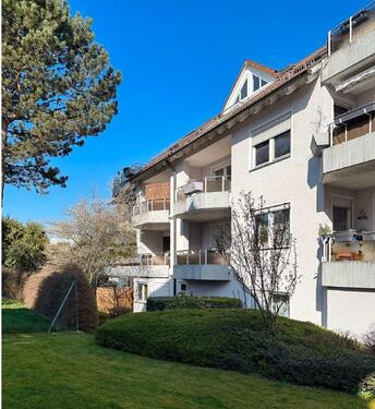 Foto - 1-Zimmer-Wohnung (ab 1.8.), Terrasse, Küche u. Möblierung